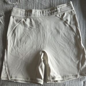 Buffbunny Women's Cream Shorts